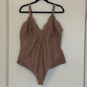 Yitty by Lizzo SMOOTHING LACE TANGA BODYSUIT